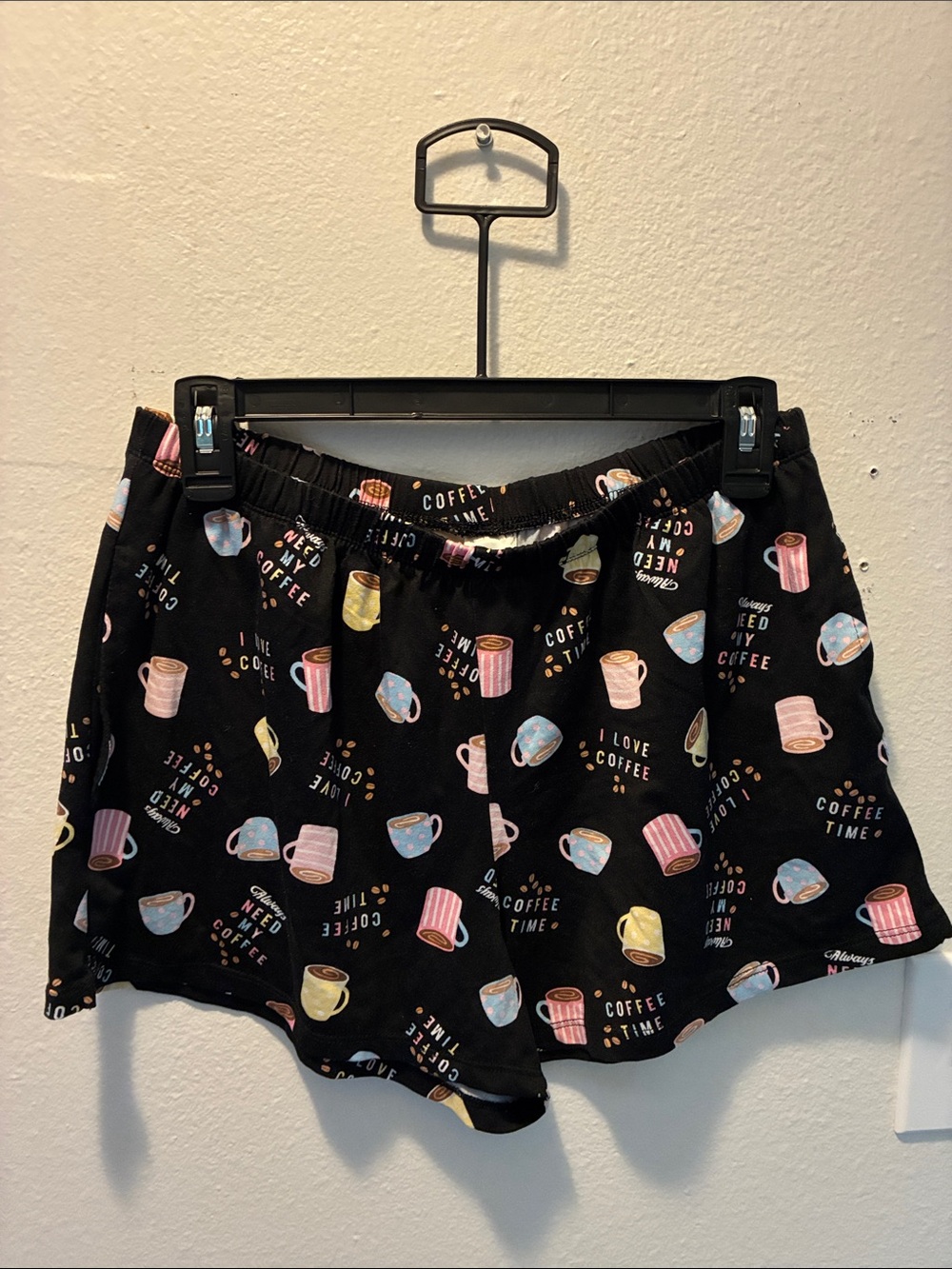 Coffee Print Black Women's Lounge Shorts